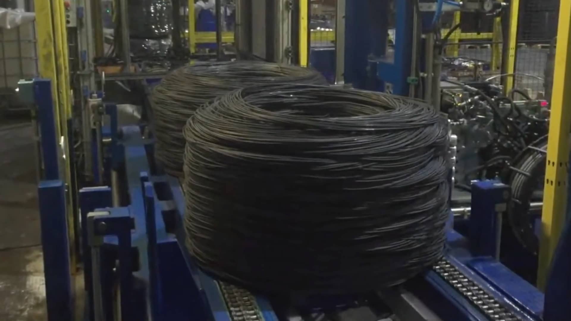 Sistema transportador con cadenas de Saizar Strapping Machines S.L.